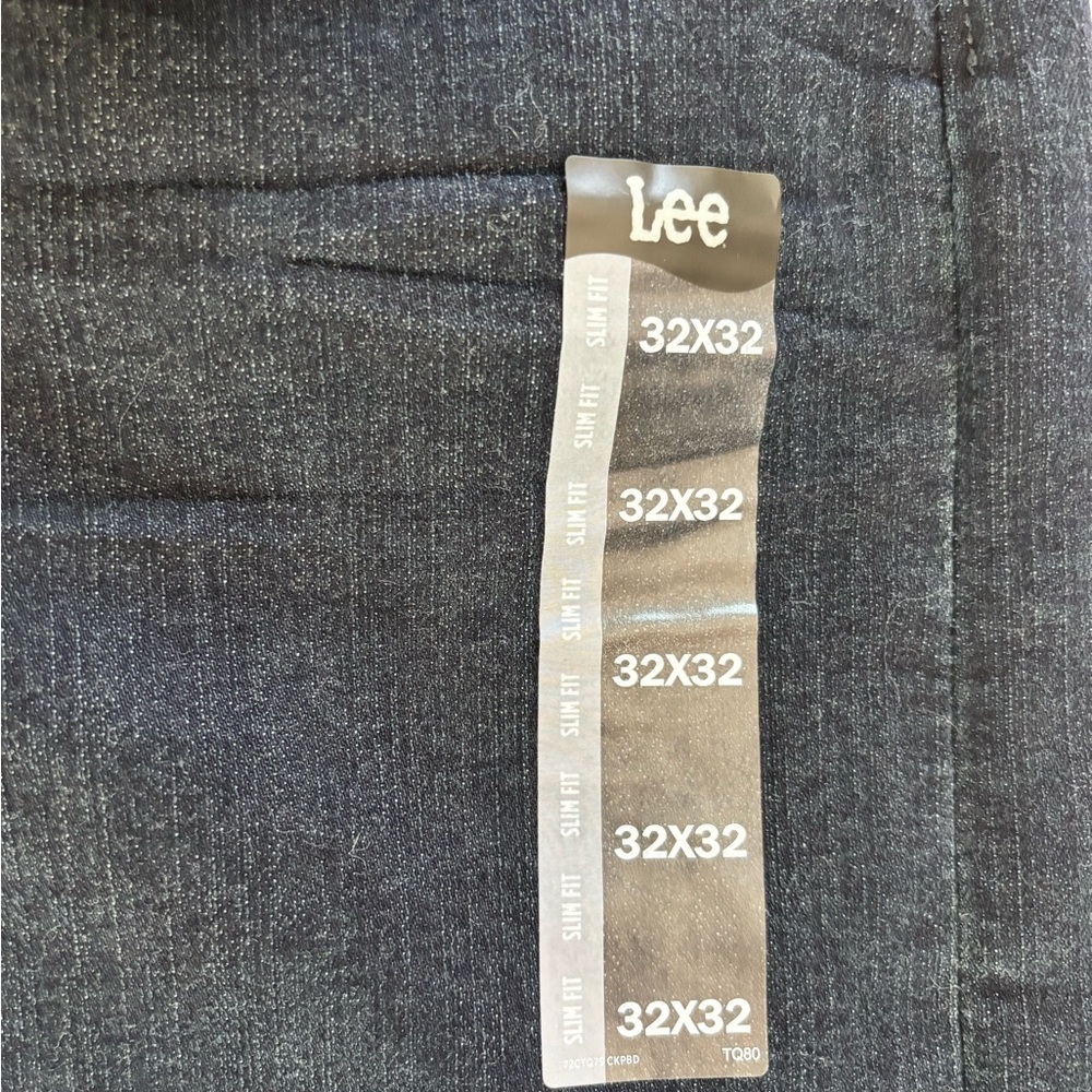 New Lee Men’s Extreme Motion Slim Fit Straight Leg Jeans 32x32 Dark Wash - Picture 15 of 16